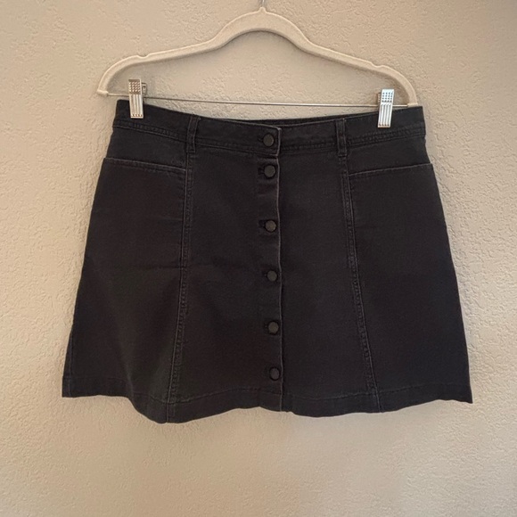 H&M divided button-down denim mini skirt - Picture 1 of 5